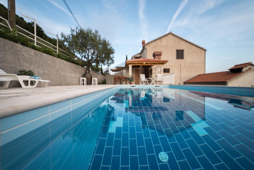 Olive Garden Apartments Čilipi Екстериор снимка