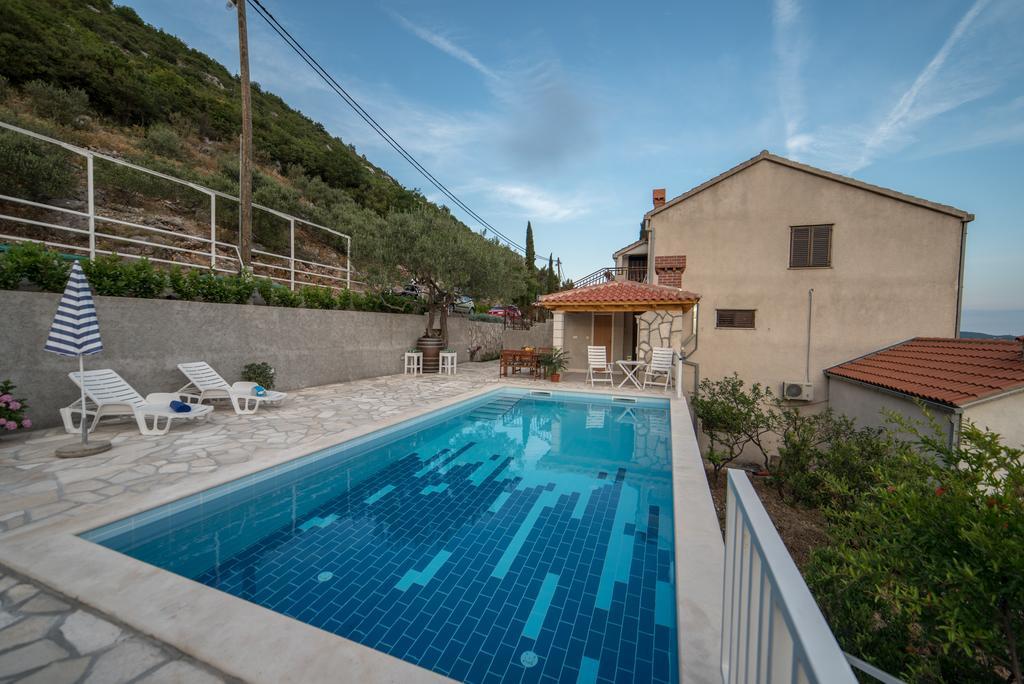 Olive Garden Apartments Čilipi Екстериор снимка