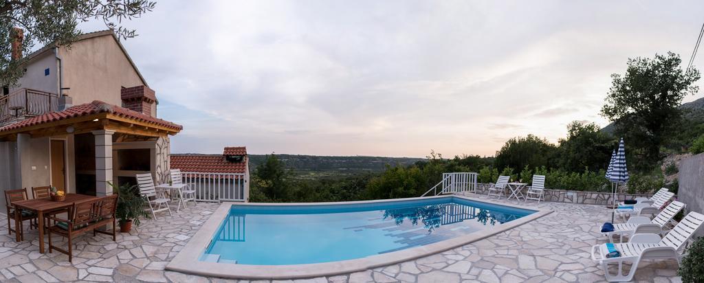 Olive Garden Apartments Čilipi Екстериор снимка